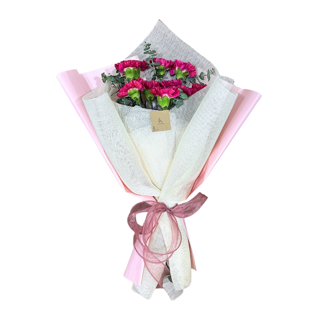 Marguerite (10 Carnations) Rustic Bouquet