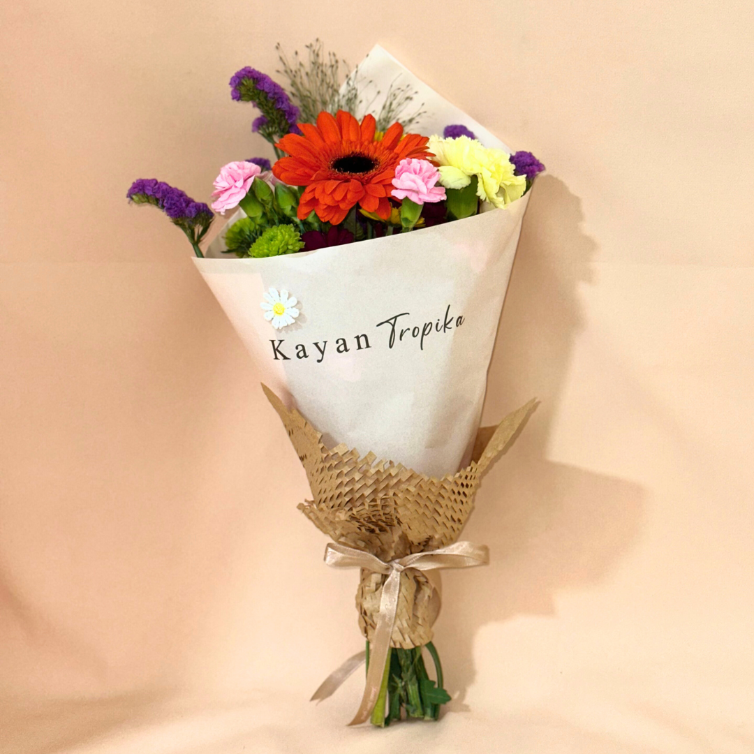 Elly Beige Signature Bouquet