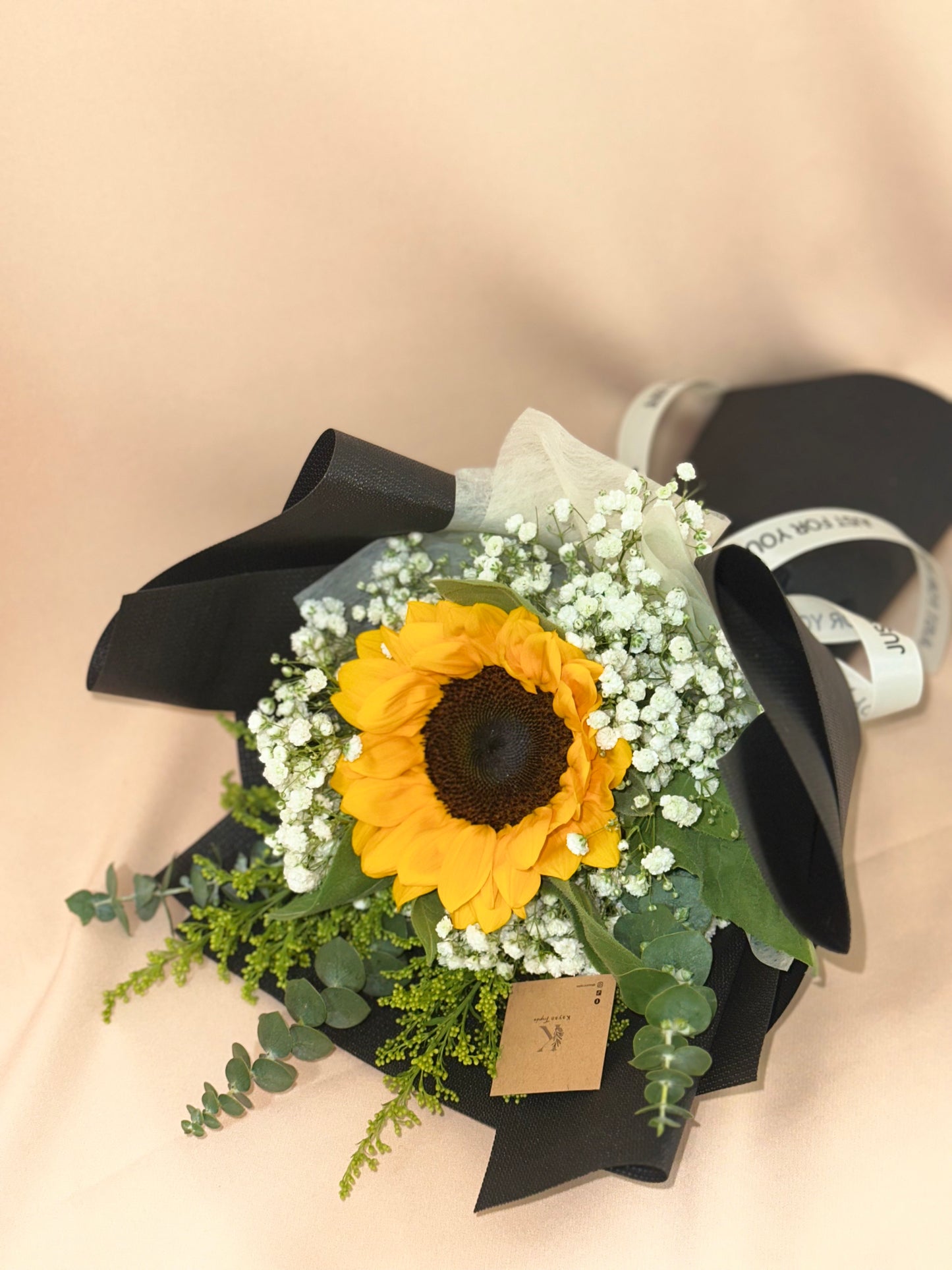 Tara Black (Sunflower) Bouquet