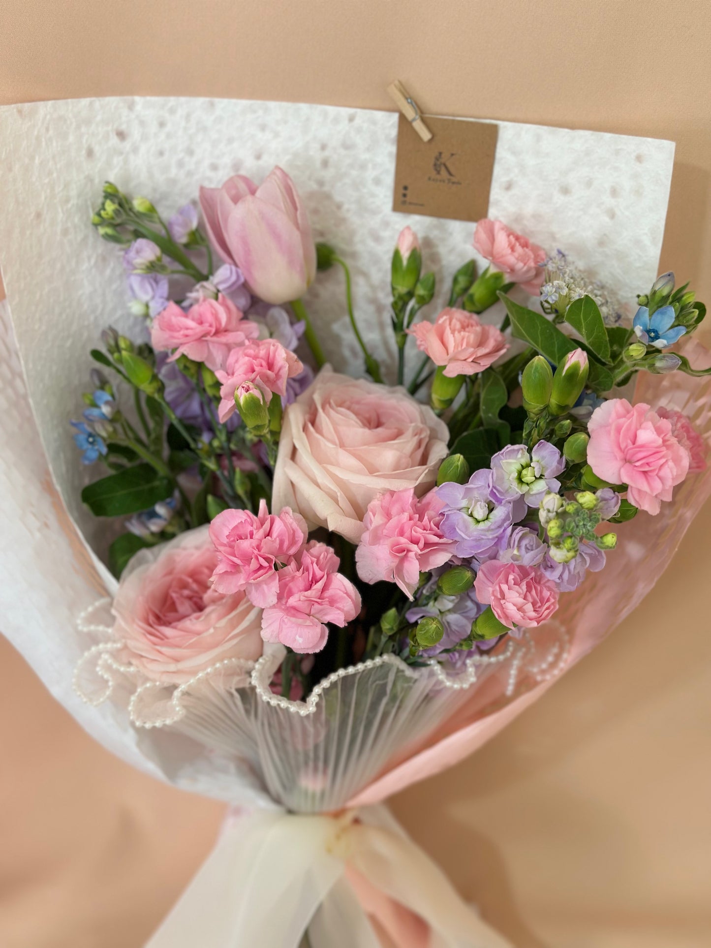 Davina (Rose & Tulips) Bouquet