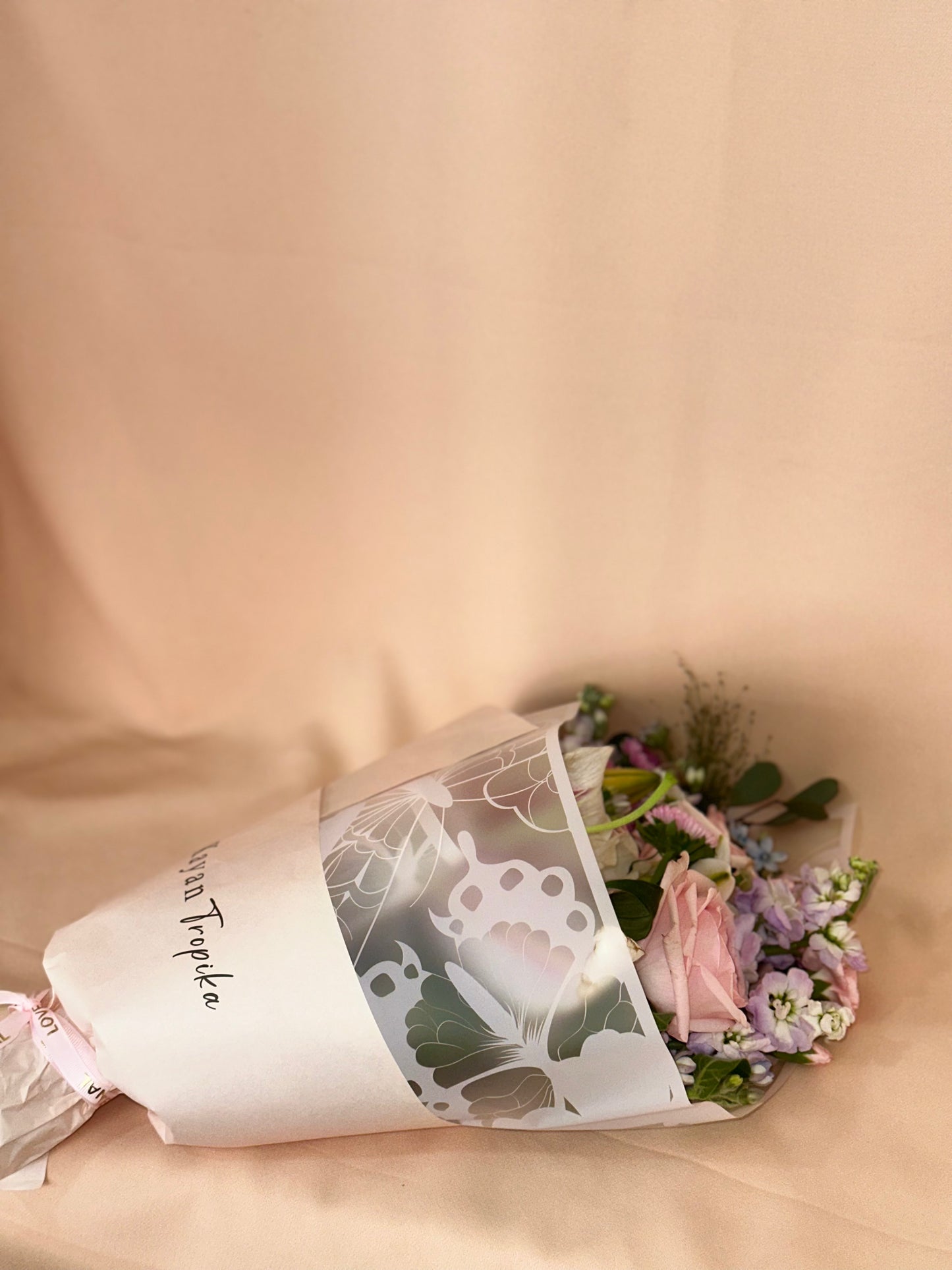 Dieha (Lily & Rose) Signature Bouquet