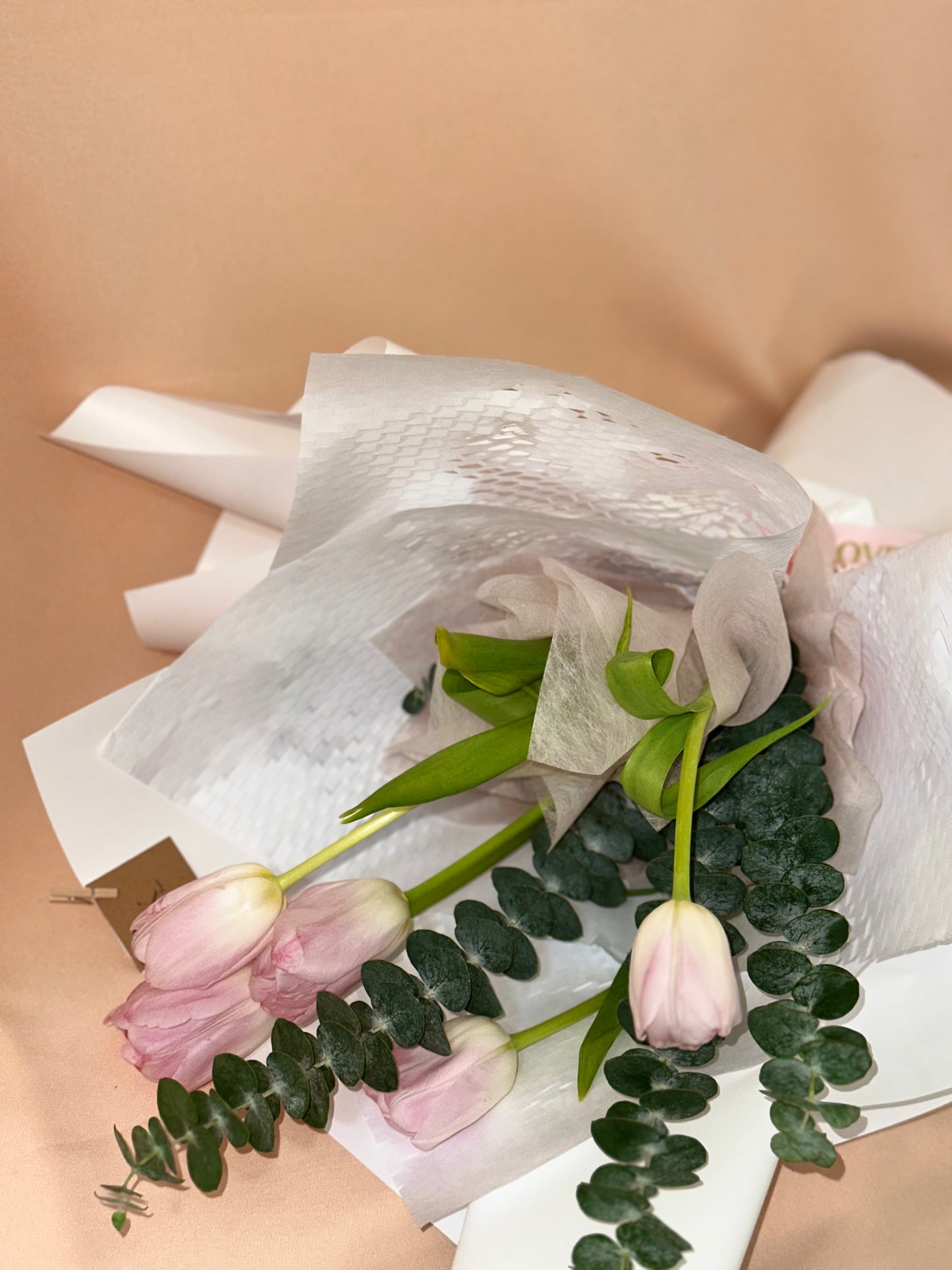 Kyra White (5 Tulips) Bouquet