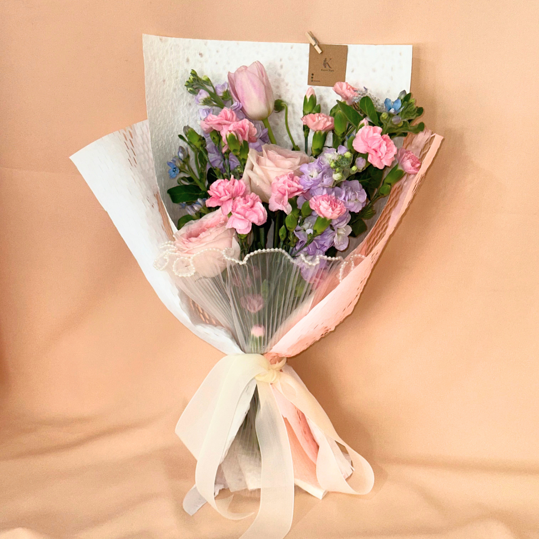 Davina (Rose & Tulips) Bouquet