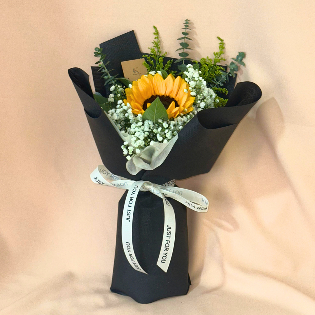Tara Black (Sunflower) Bouquet