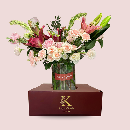 LEIGHTON Lily Prestige Vase