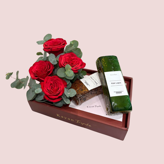 The Blooming Raya Cake - Aara