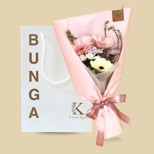 Evelyn Bouquet