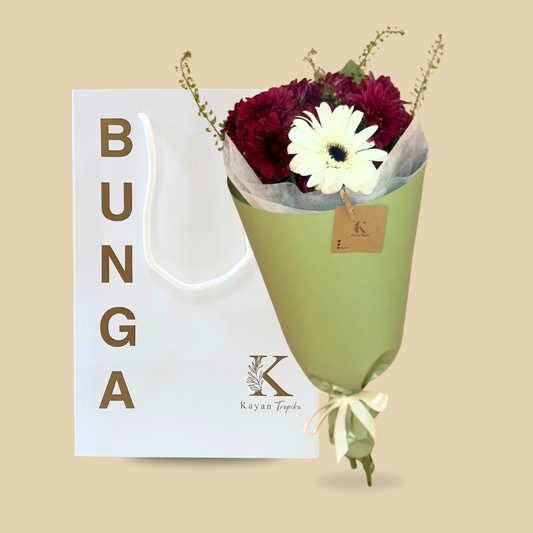 Julia Bouquet