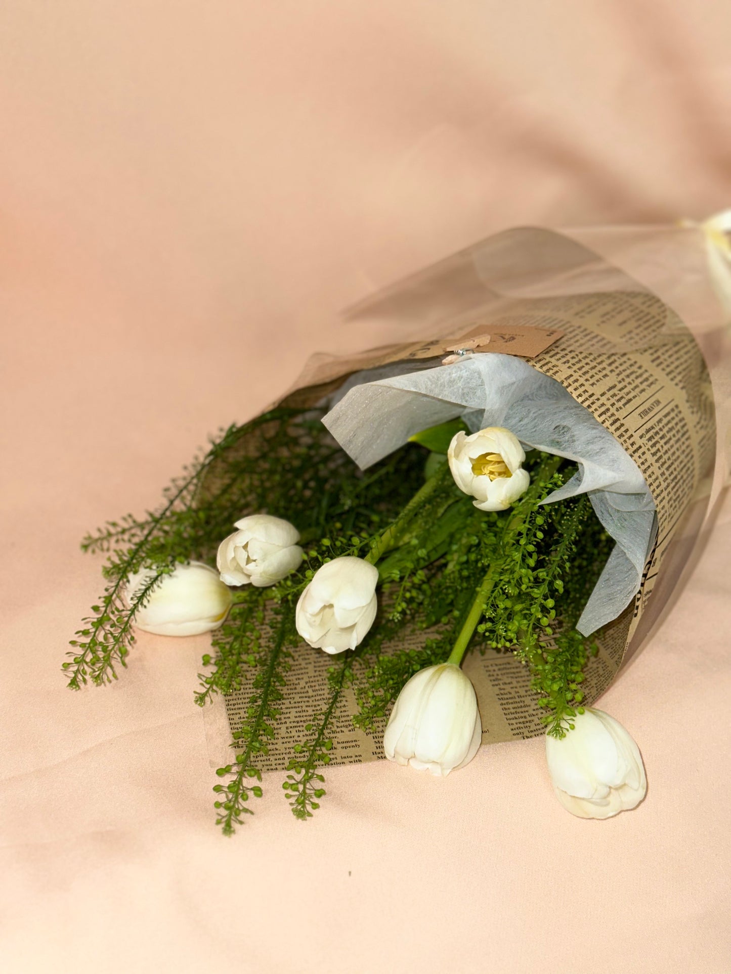 Noa II (10 Tulips) Newspaper Bouquet