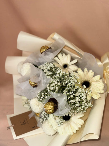 Corey Chocolate Bouquet (Fresh Flower)