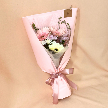 Evelyn Bouquet