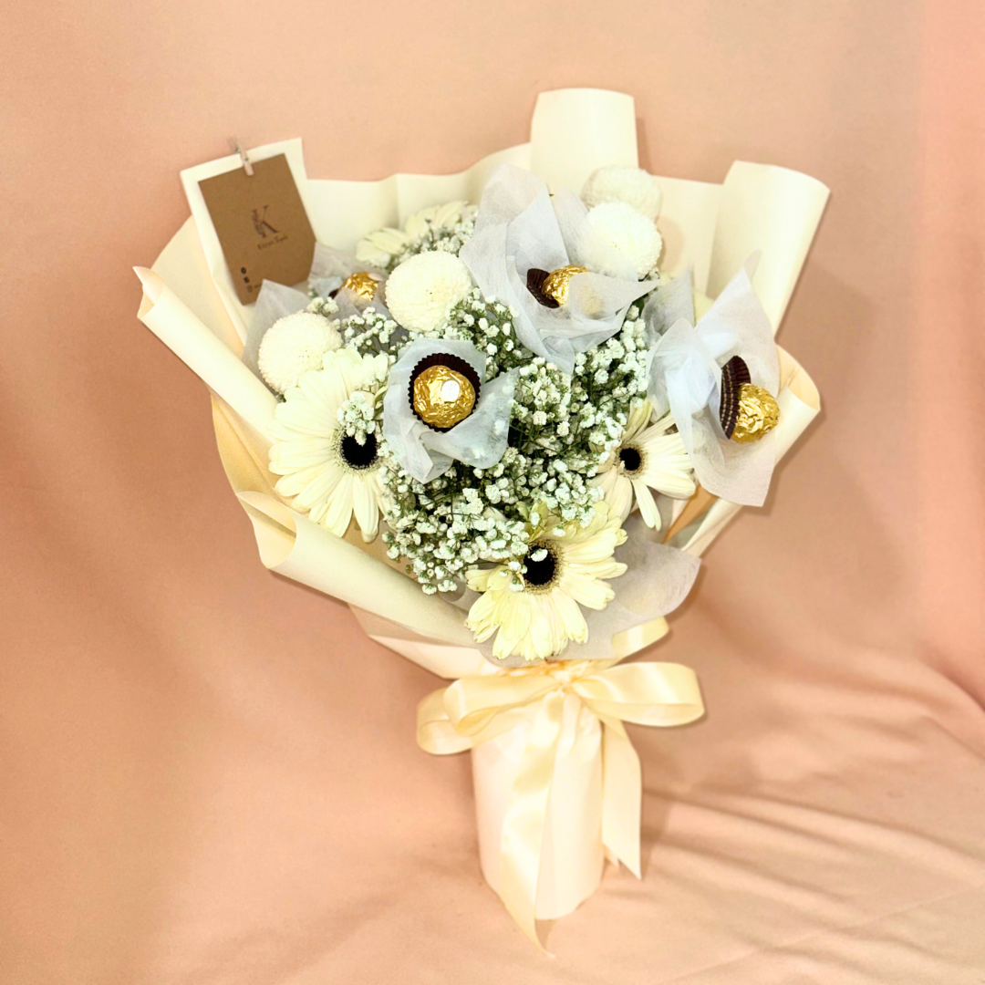 Corey Chocolate Bouquet (Fresh Flower)